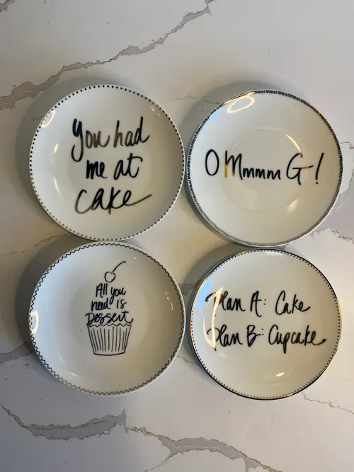Set of 4 Cake Dessert Plates