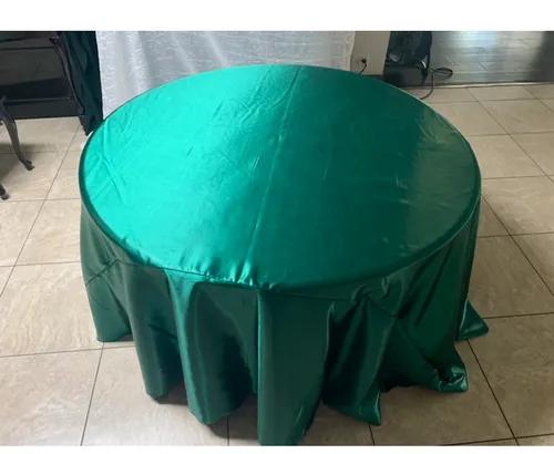 round linen green satin