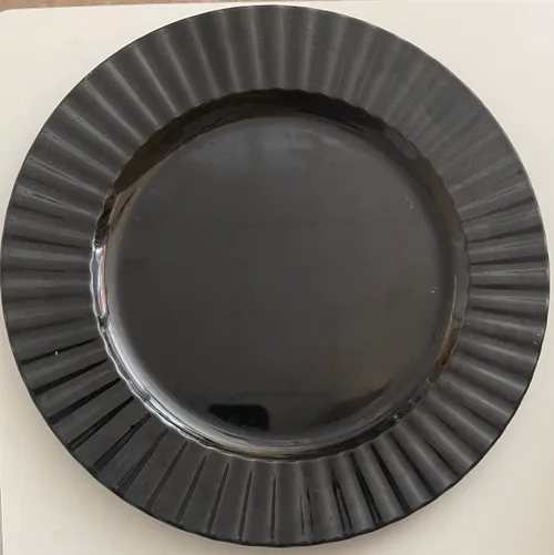 black fluted edge charger