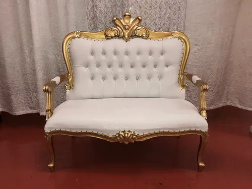 Love seat gold 