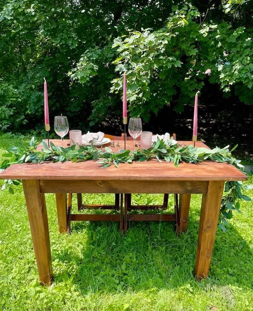 Wooden Sweetheart Table