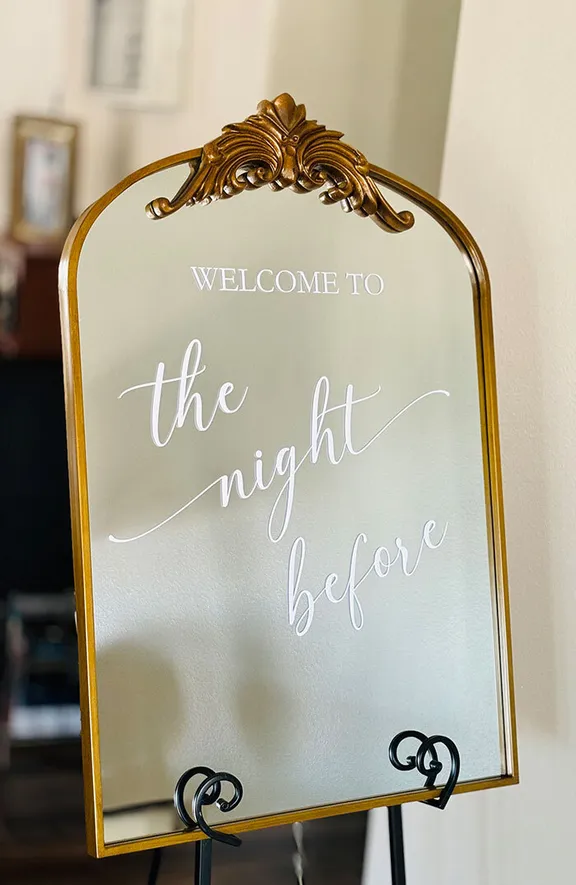 Signs, Mirrors & Easels collection image