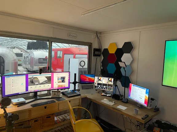 Live streams collection image