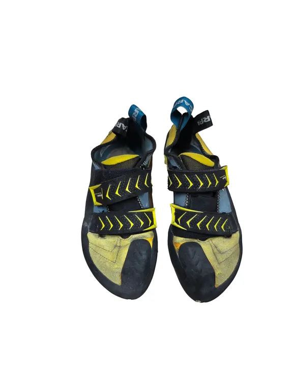 Climbing shoes collection image