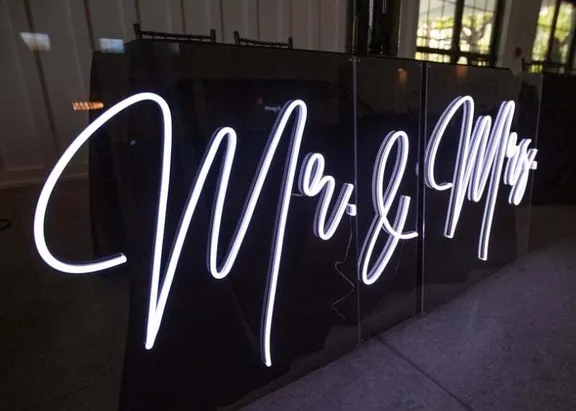 NEONS  collection image