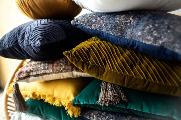 Linen & Soft Furnishings collection image