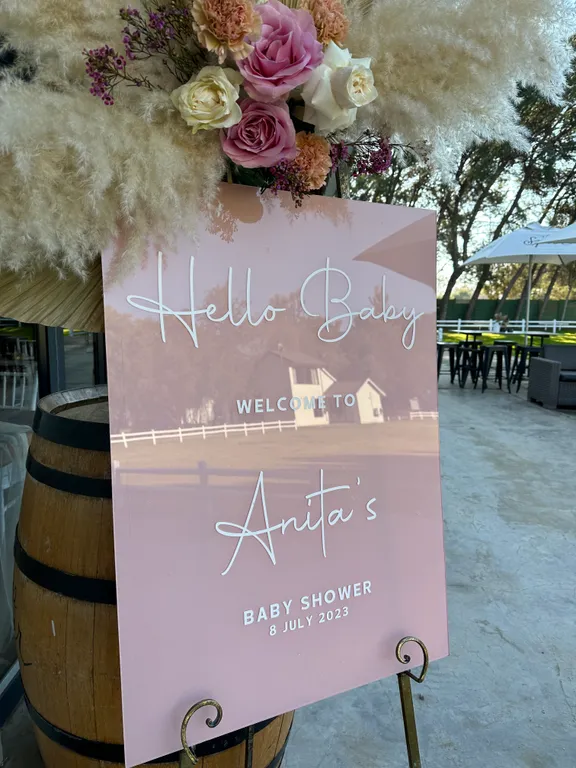 Plinths, Easels & Arrangement Accessories collection image