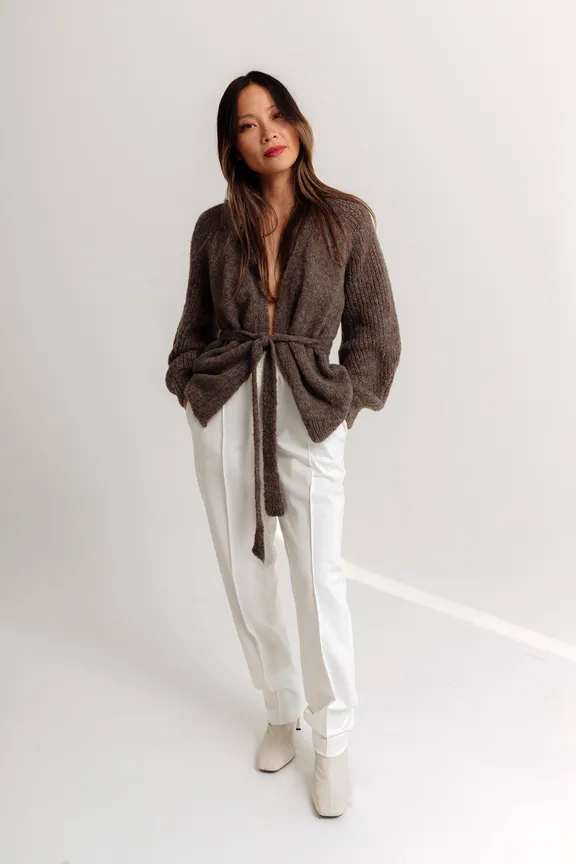 Svetry a mikiny collection image