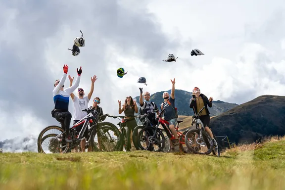 2wheels Season Pass collection image