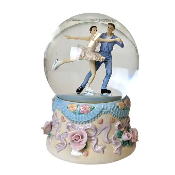 Snow Globes collection image