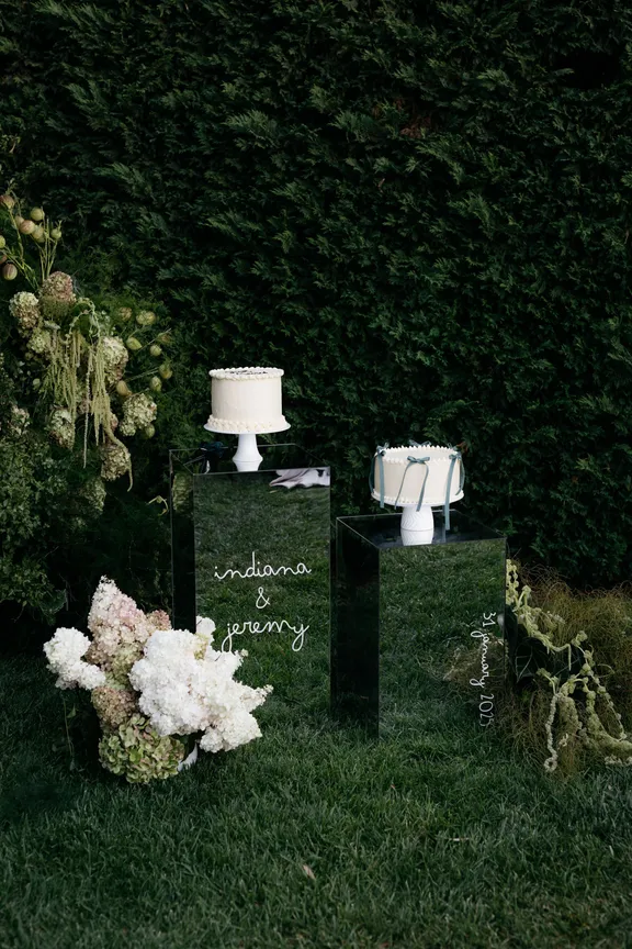 Plinths, Pillars & Stands collection image