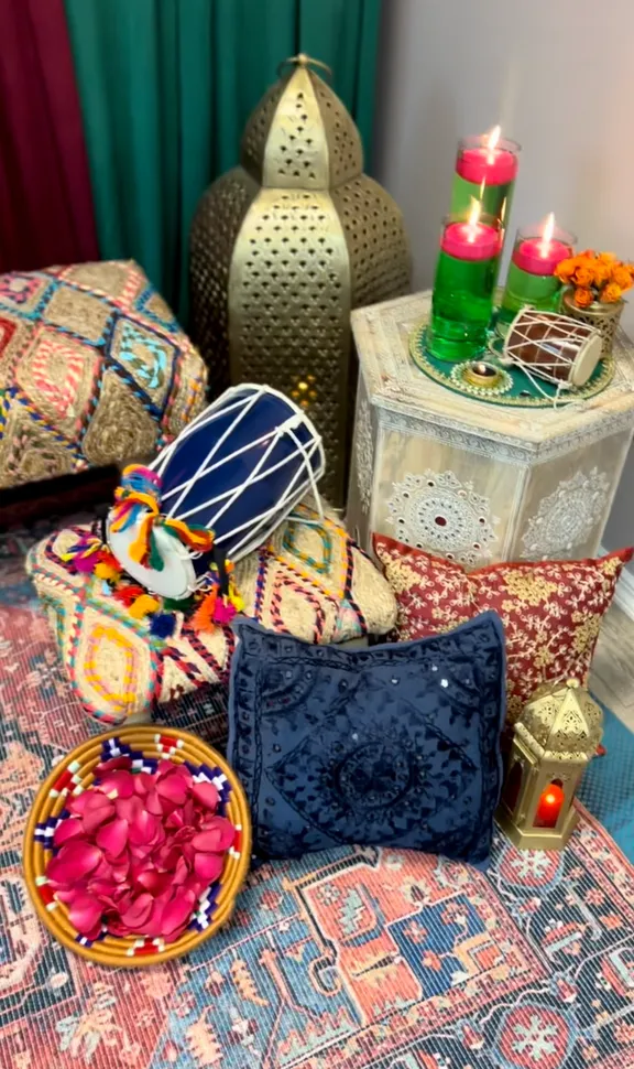 Props & Side Seatings  collection image