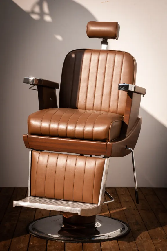 Friseurstühle collection image