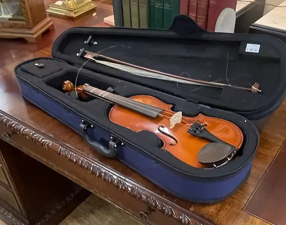 musical instruments collection image