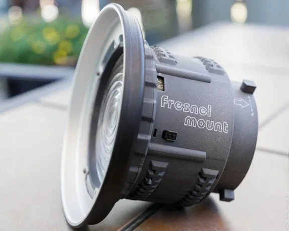 FRESNELS/SPOTLIGHT collection image