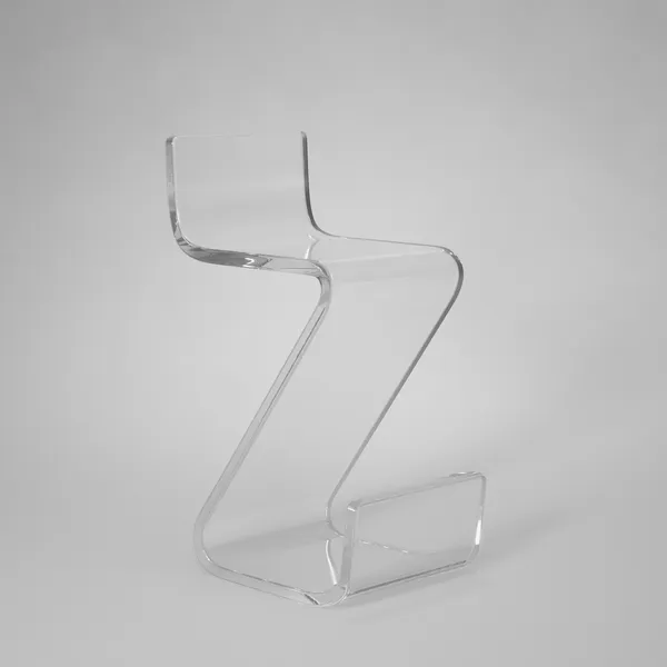 Chaise haute en plexiglass, designer inconnu