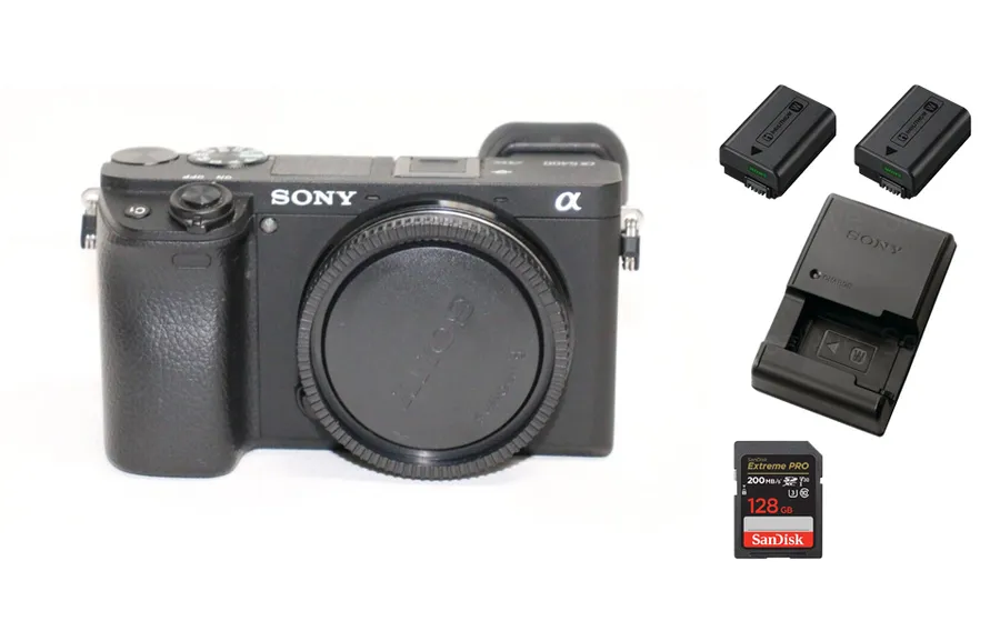 Kit Cámara Sony A6400 con baterías, cargador y SD