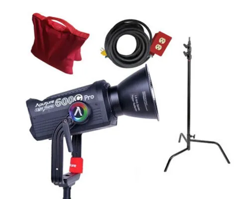 Lámpara led Aputure LS 600C Pro II RGBW con c-stand, extensión y sandbag.